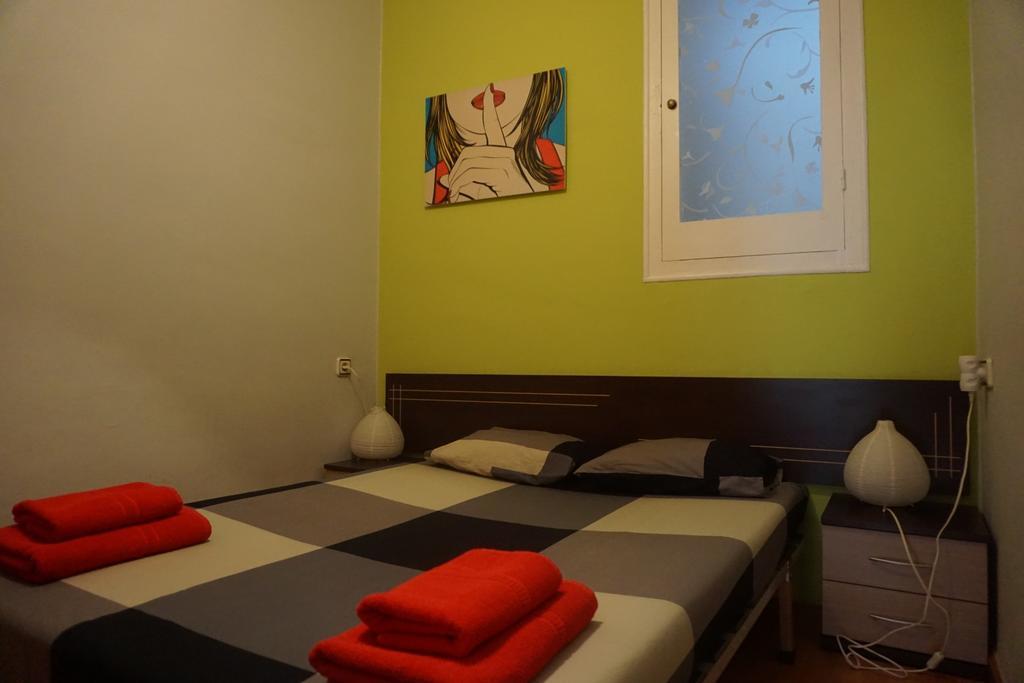 Aparteasy - Montjuic & Fira Барселона Экстерьер фото